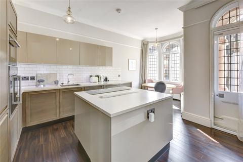 3 bedroom flat to rent, Westminster Palace Gardens, Artillery Row, London, SW1P