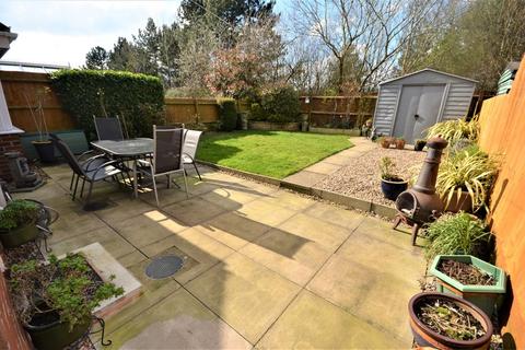 12 Daisy Close, Corby, NN18 8LD