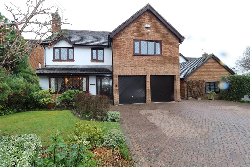 Bullimore Grove, Kenilworth 5 bed detached house £895,000
