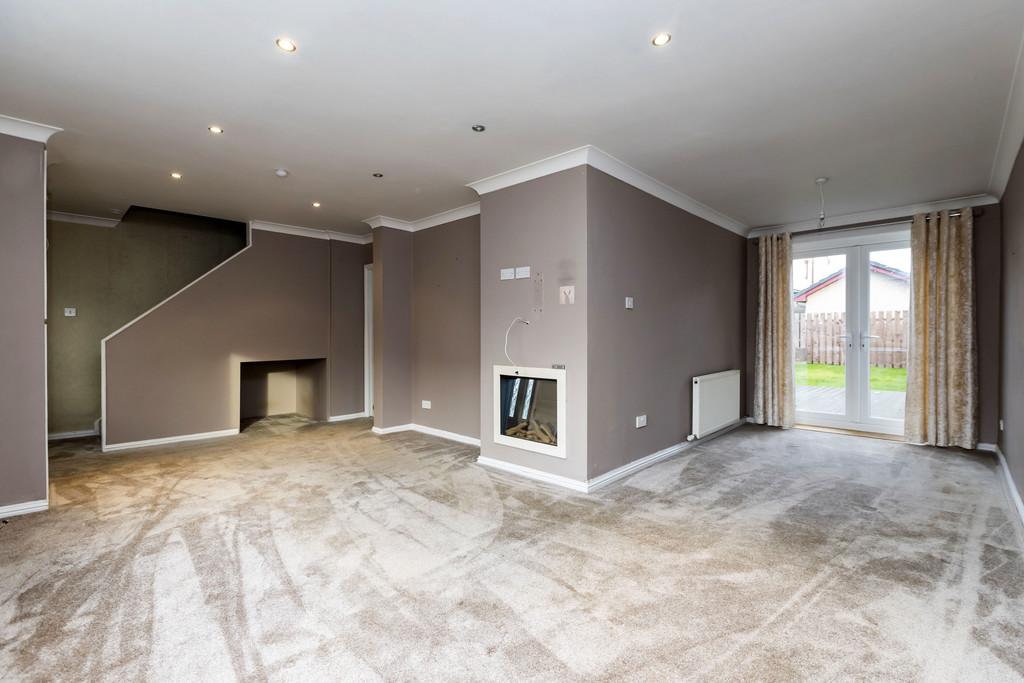 Waverley Crescent, Kirkintilloch 3 bed semidetached house £169,995