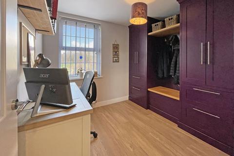 57 Celtic Close, Exeter, EX1 3DX