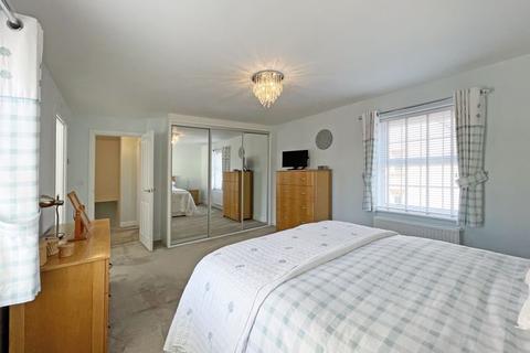 57 Celtic Close, Exeter, EX1 3DX