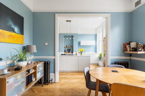 15 Aldersbrook Road, London, E12 5HH