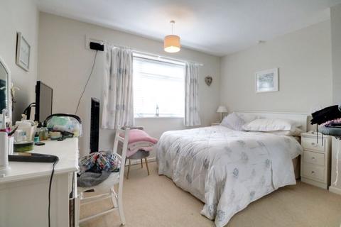 2 Endcliffe Avenue, Scunthorpe, DN17 2RD
