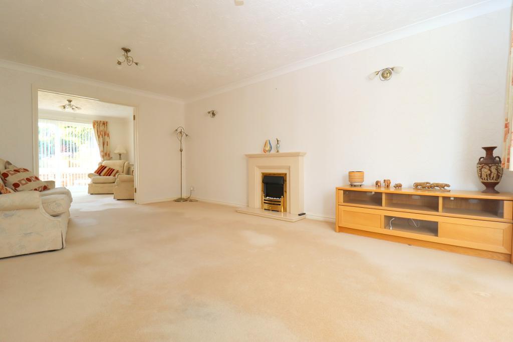 Milburn Close, Barton Hills, Luton... 4 bed detached house £700,000