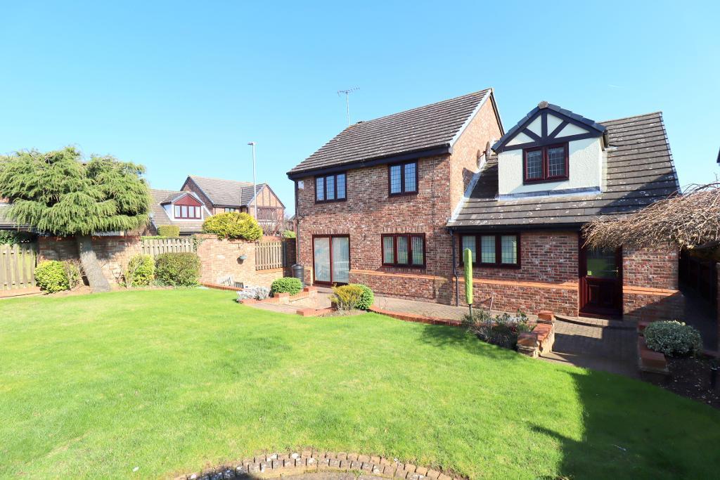 Milburn Close, Barton Hills, Luton... 4 bed detached house £700,000