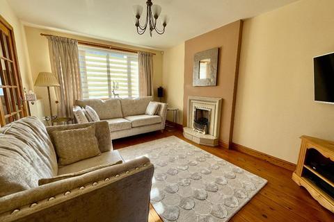 4 bedroom detached house for sale - Regent Street, Hoyland, Barnsley, South Yorkshire, S74 0PU