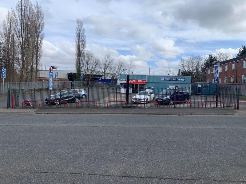 TO LET (MAY SELL) Castleton Service Station, Manchester Road