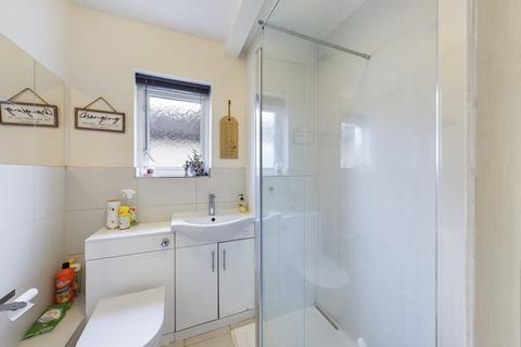 6 Ashley Close, Pinner, HA5 3UF