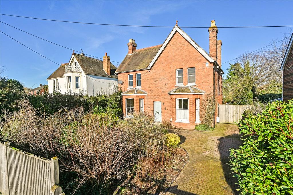 Station Road, Headcorn, Ashford, TN27 4 bed detached house £800,000