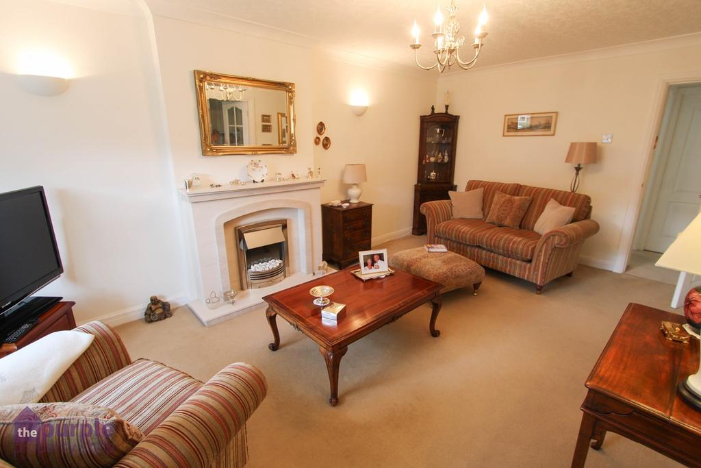 Chorley New Road, Bolton, BL1 2 bed apartment £160,000