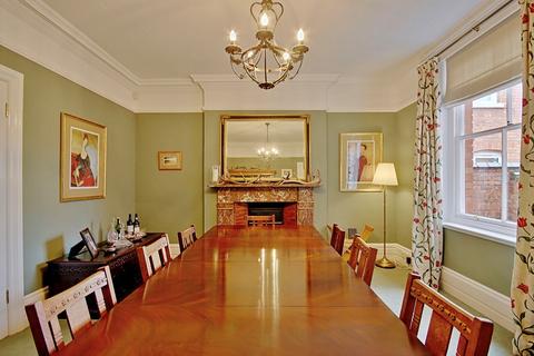 38 Shrubbery Avenue, Worcester, WR1 1QH