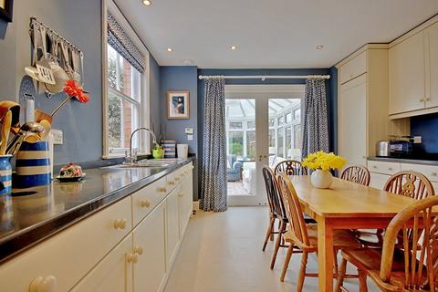 38 Shrubbery Avenue, Worcester, WR1 1QH