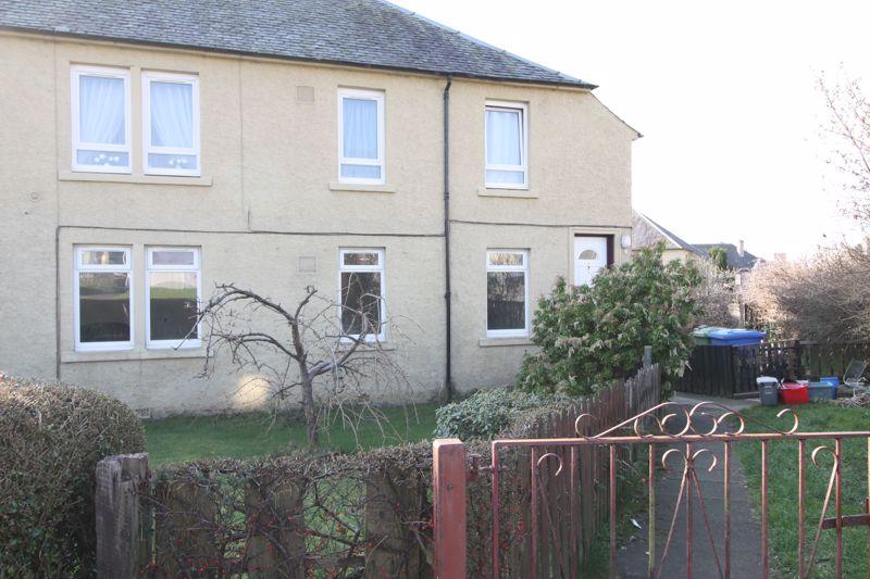 6 Mansfield Avenue, Sauchie 3 bed apartment £79,950