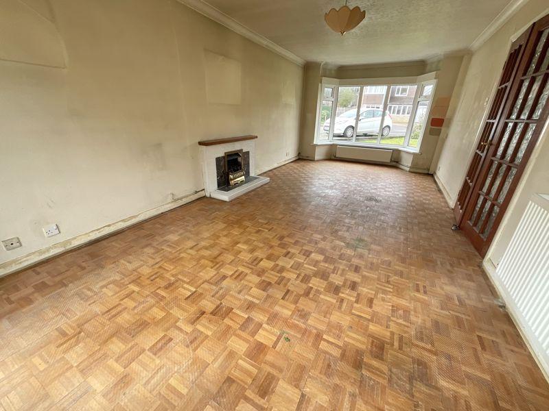 Field Close, Blythe Bridge 3 bed detached house £300,000