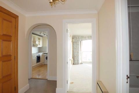 18 Carlton Leas, Folkestone, CT20 2DJ