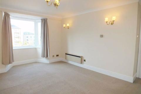 18 Carlton Leas, Folkestone, CT20 2DJ