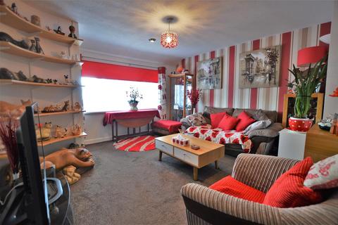 1 bedroom flat for sale - Tomlin Road, Slough