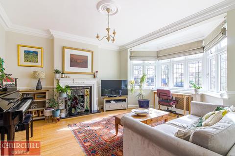 42 Cheyne Avenue, London, E18 2DR