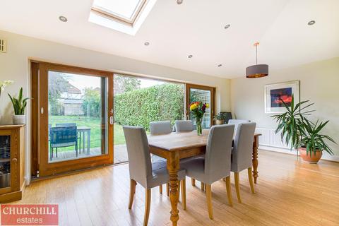 42 Cheyne Avenue, London, E18 2DR