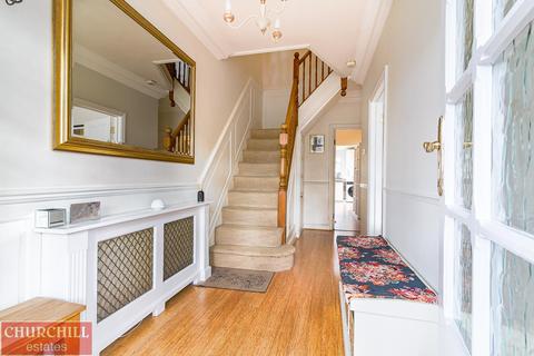 42 Cheyne Avenue, London, E18 2DR