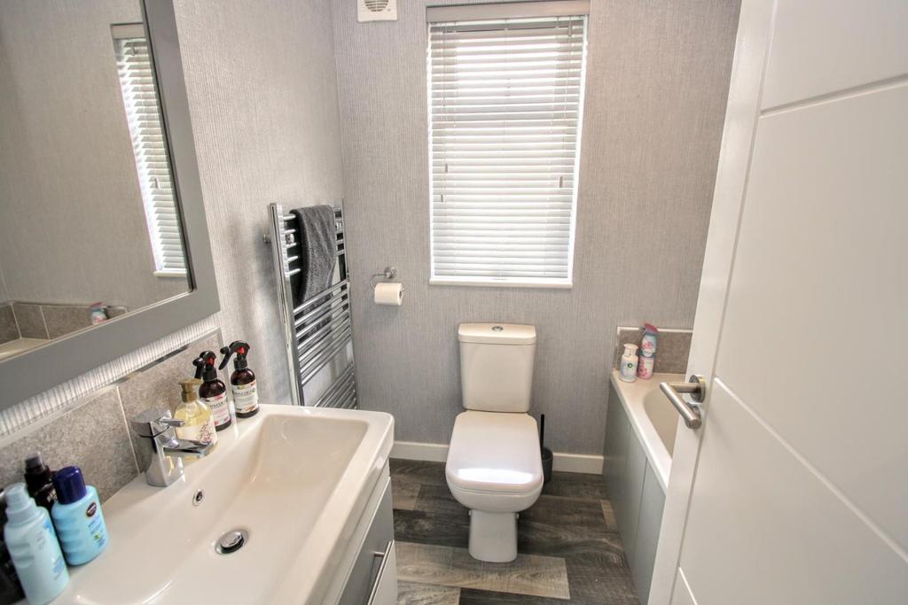 Bathroom/w.c.