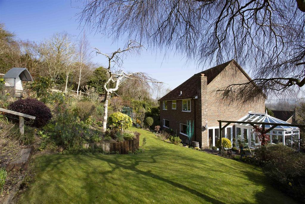 Cranedown, Lewes 5 bed detached house £1,200,000