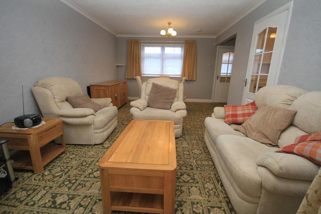 Duchywood, Heaton, Bradford 2 bed townhouse £650 pcm (£150 pw)