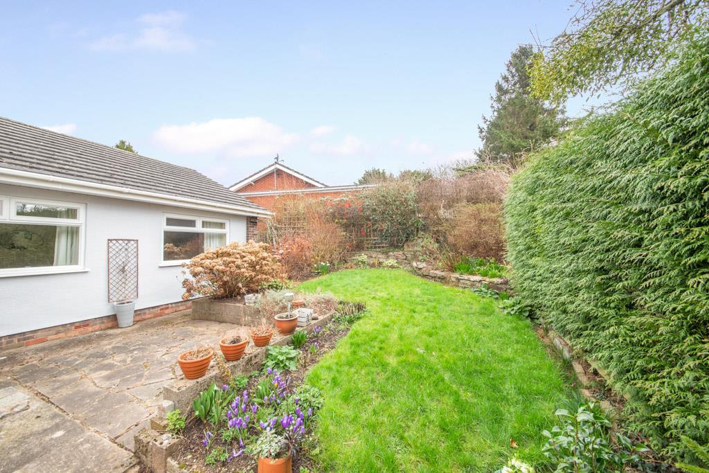 6 Bringewood Close LOW RES-23.jpg