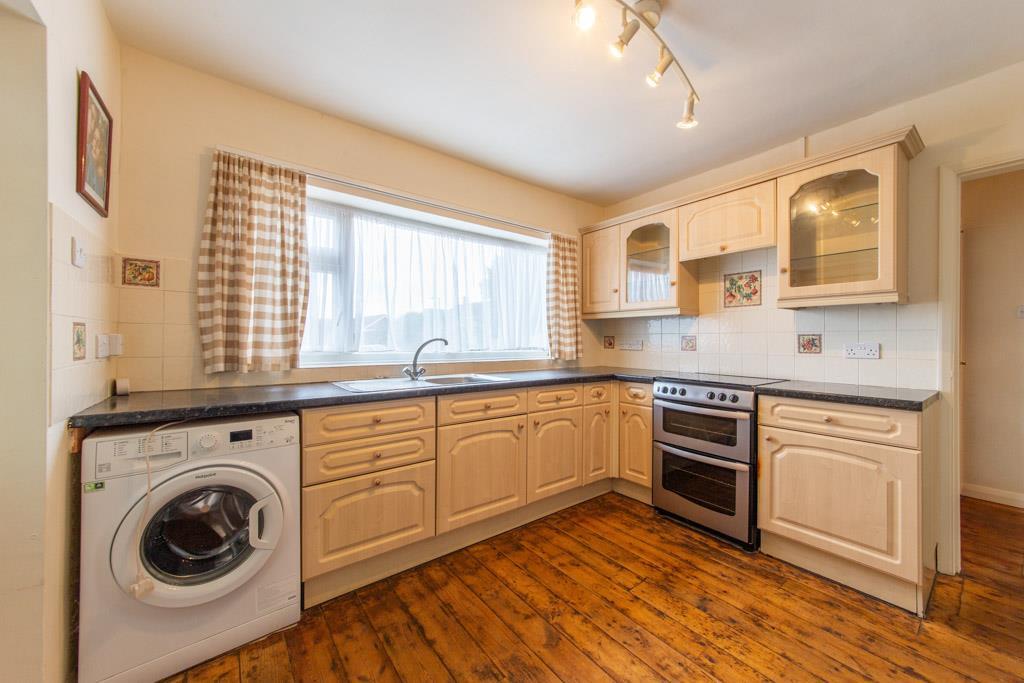 6 Bringewood Close LOW RES-9.jpg