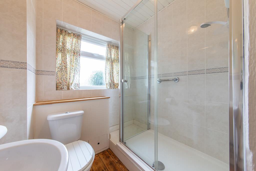 6 Bringewood Close LOW RES-16.jpg