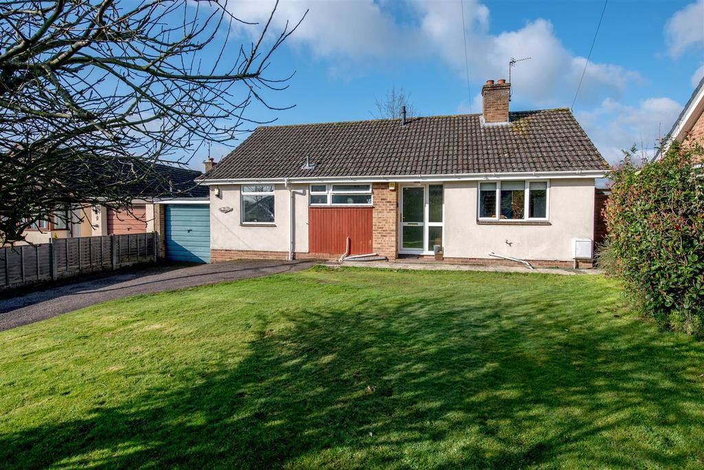 Greenway, Monkton Heathfield, Taunton 2 bed bungalow £425,000