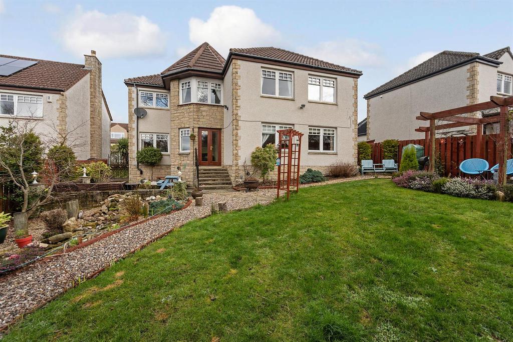8 The Heathery, Dunfermline, KY11 8TS 5 bed detached house £450,000