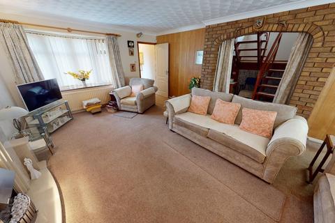51 Freckleton Road, St Helens, WA10 3AR
