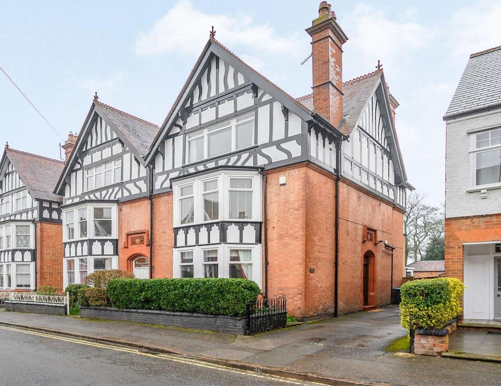 Elsee Road, Rugby, Warwickshire, CV21... 6 bed townhouse £750,000