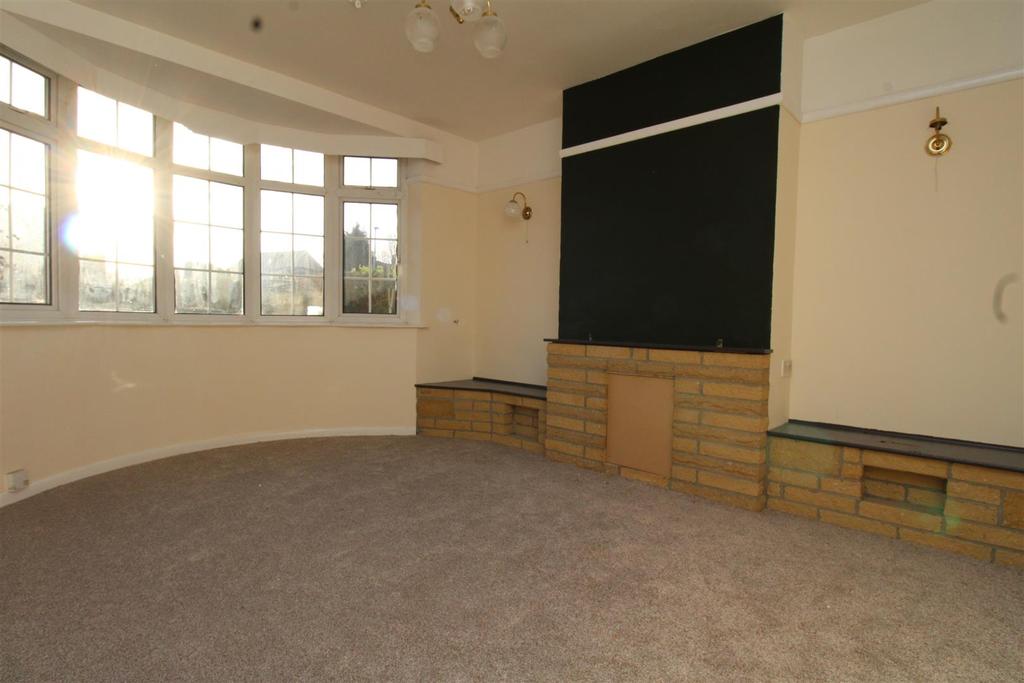 Sallows Road, Peterborough 5 bed detached house £1,495 pcm (£345 pw)