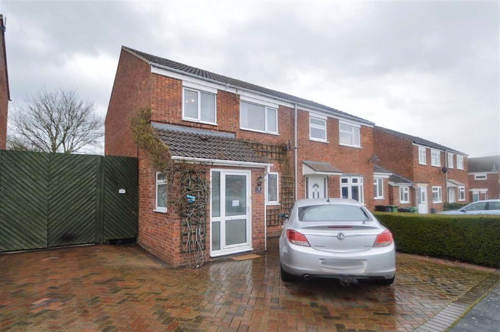 Littleover Avenue, Shrewsbury... 3 bed semidetached house £225,000