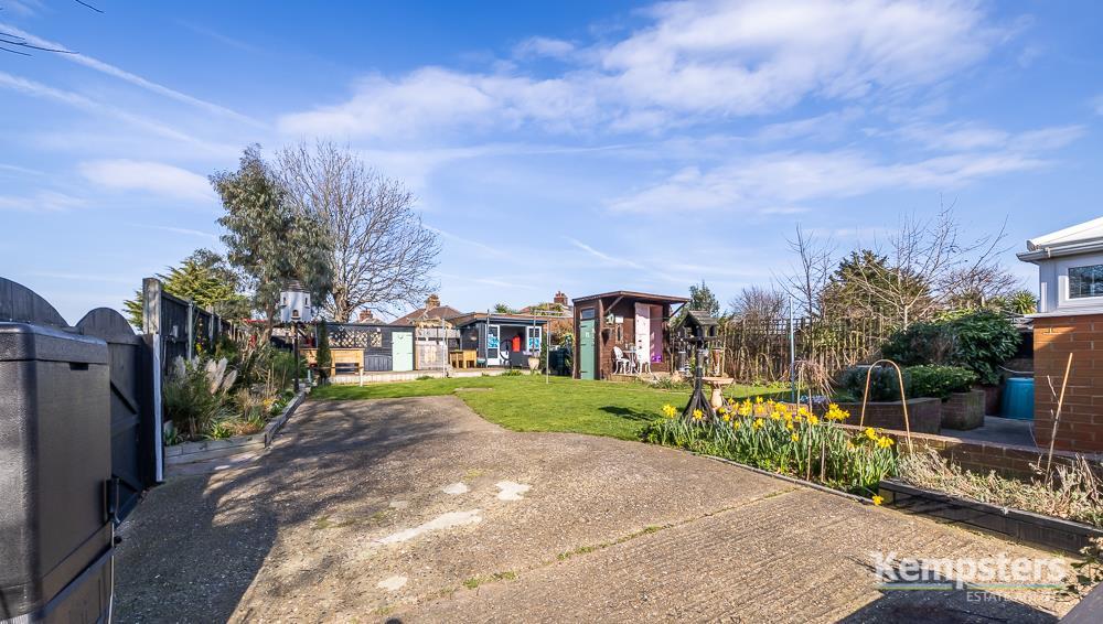 Rear Garden 6.jpg