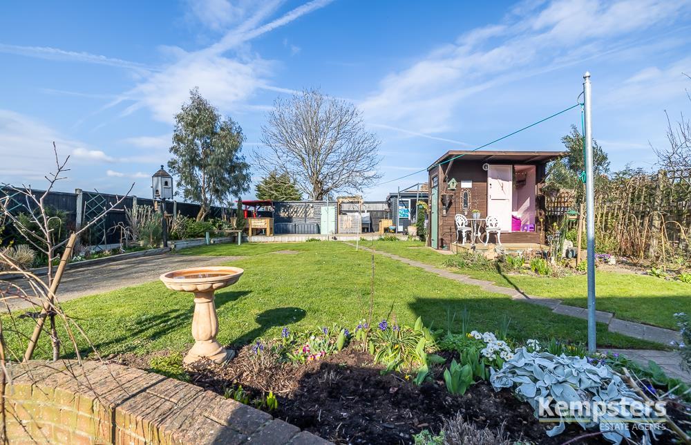 Rear Garden 7.jpg