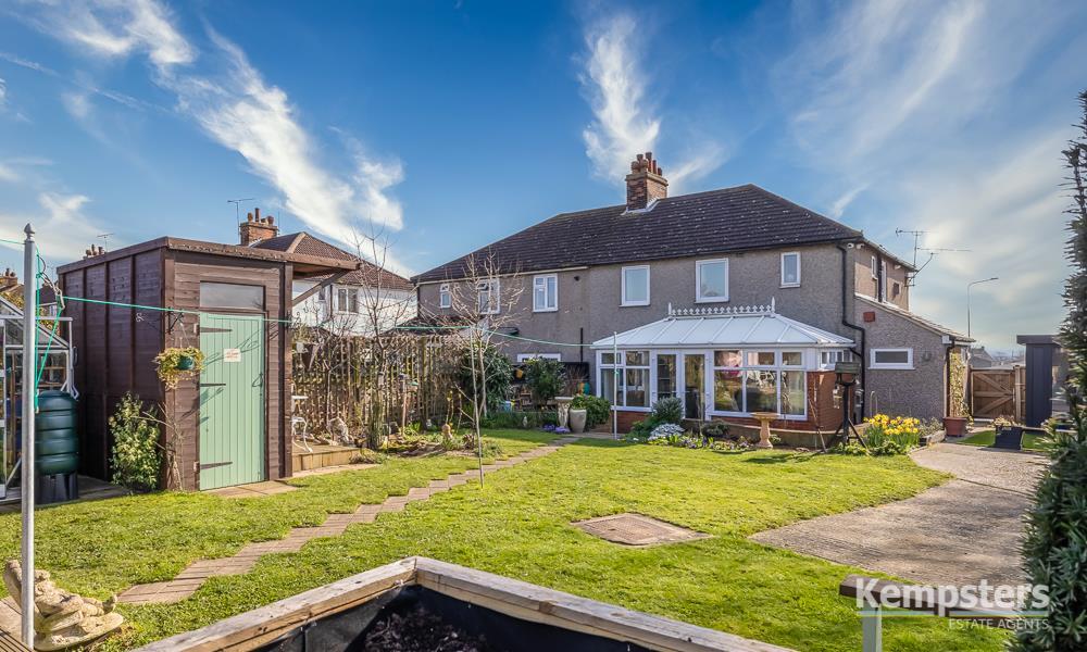 Rear Garden 15.jpg