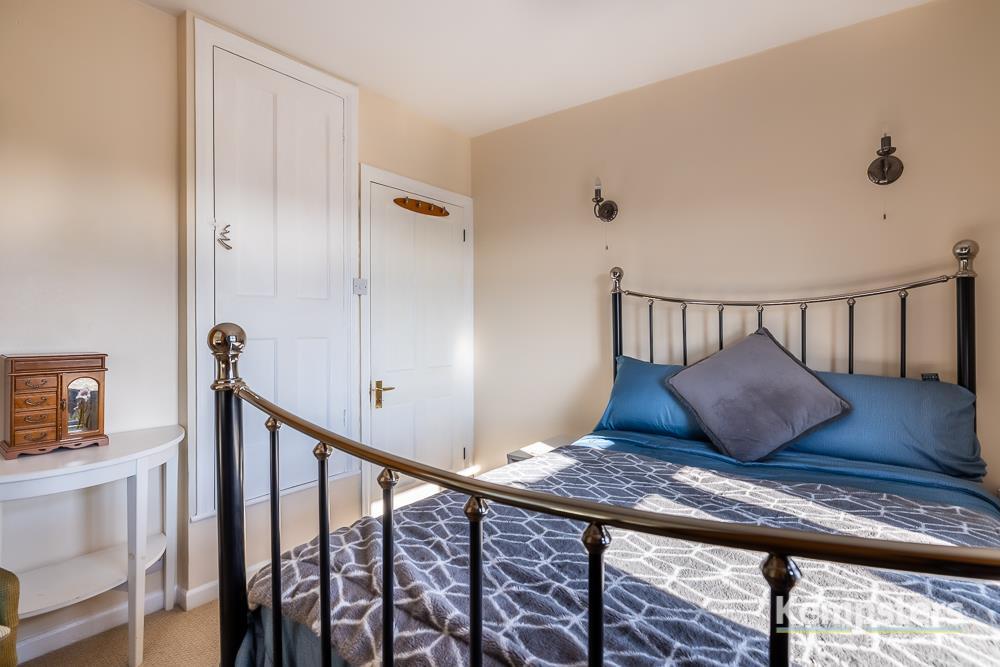 Bedroom 2 2nd.jpg