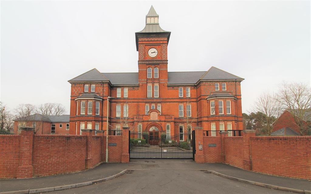 Huckley Field, Abbeymead, Gloucester 1 bed apartment £130,000