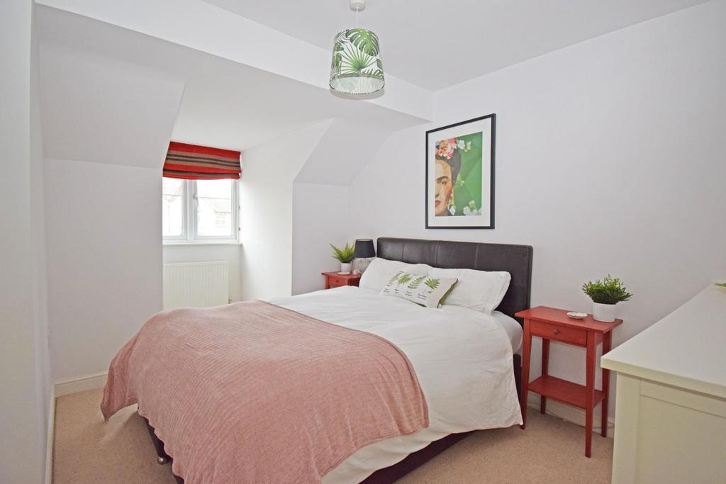 80 Crabtree Lane, bed 3.jpg