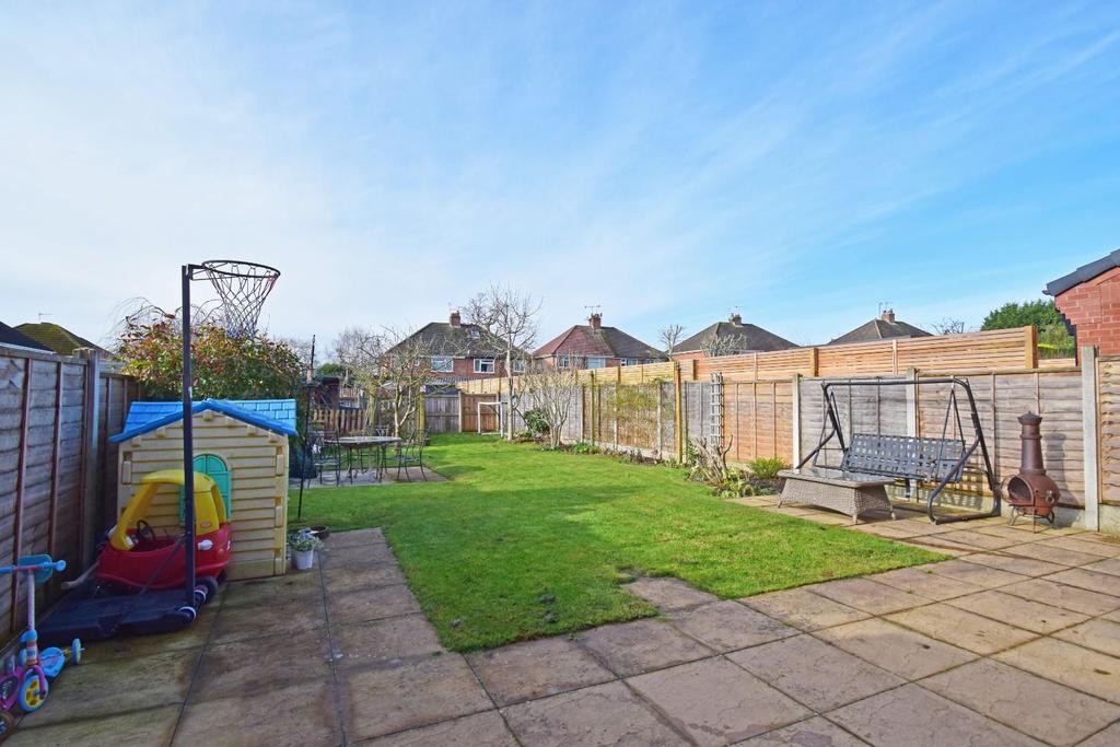 80 Crabtree Lane, garden c.jpg