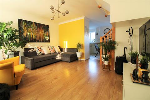 55 Bridle Drive, Clapham, Bedford, MK41 6BB