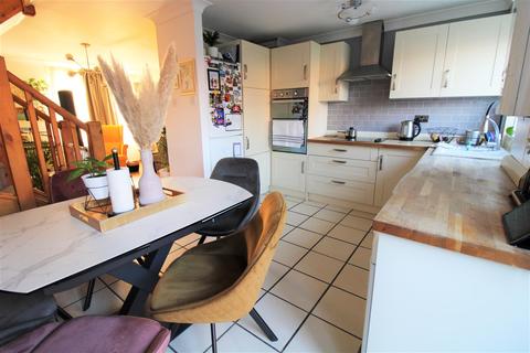 55 Bridle Drive, Clapham, Bedford, MK41 6BB