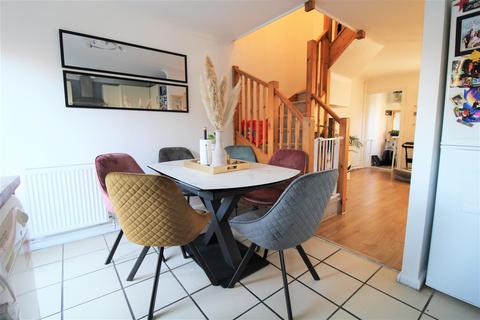 55 Bridle Drive, Clapham, Bedford, MK41 6BB