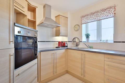 2 bedroom apartment for sale - Ryebeck Court, Eastgate, Pickering, YO18 7FA