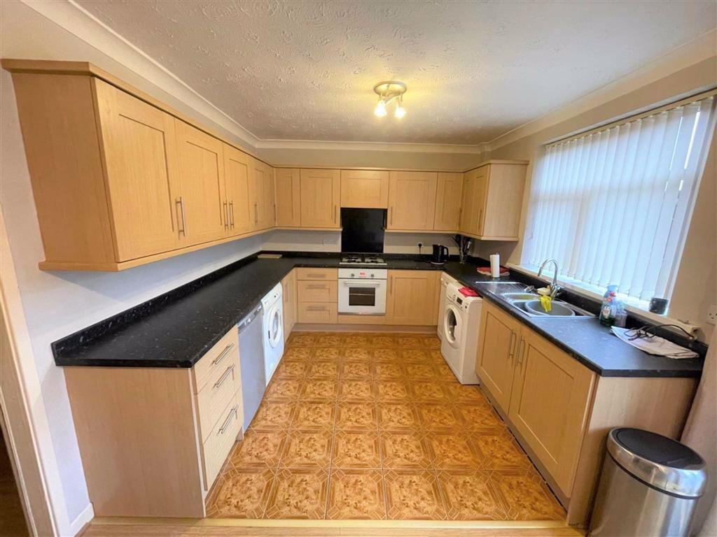 Maple Crescent, Leigh 2 bed terraced house £110,000