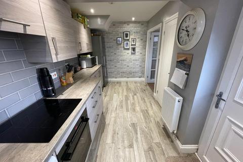 44 Farndale Road, Hartlepool, TS25 1ER